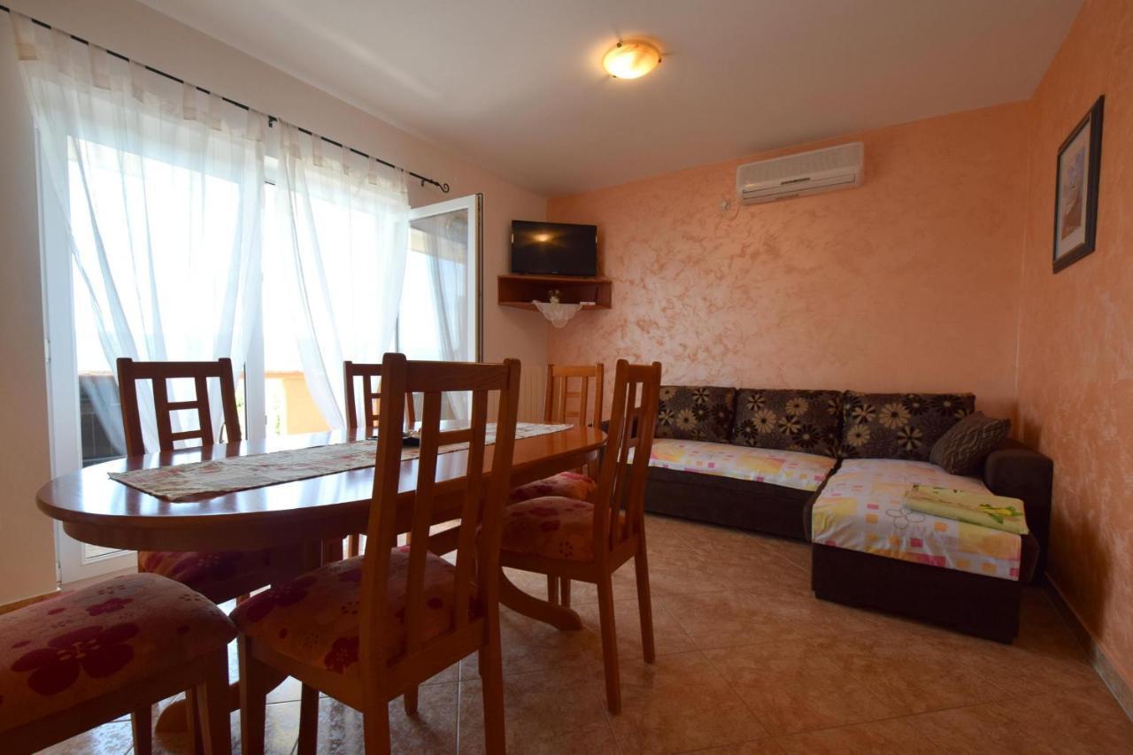 Apartments Rose Čižići Exterior foto